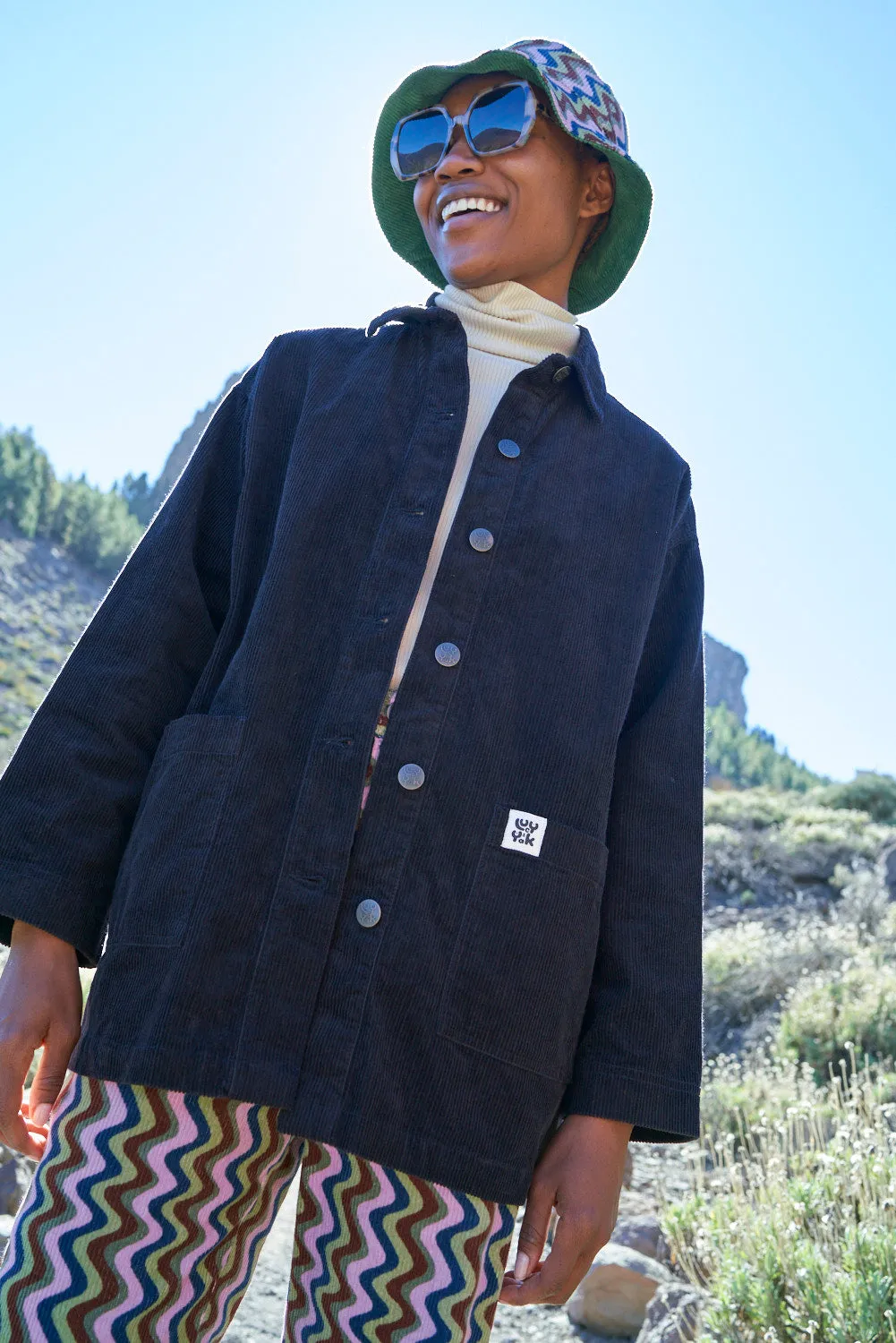 Olly - Corduroy Jacket in Black